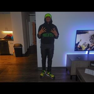 Meet your Posher, John